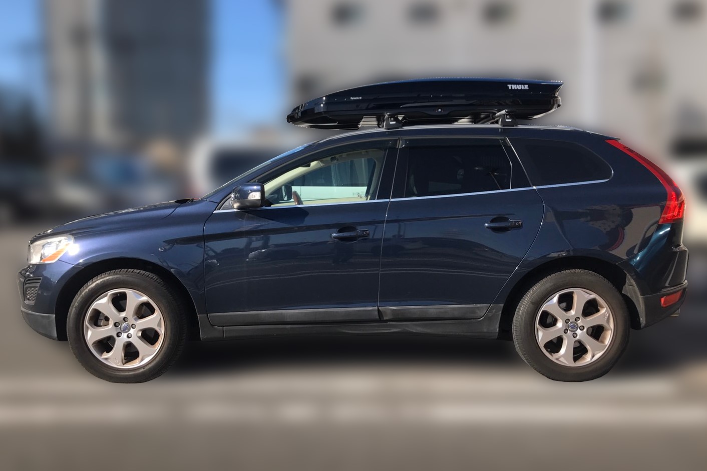 VOLVO XC60 THULE Dynamic M